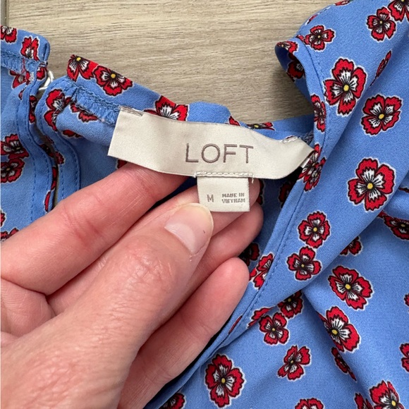 LOFT Blue Floral Blouse - Picture 3 of 6